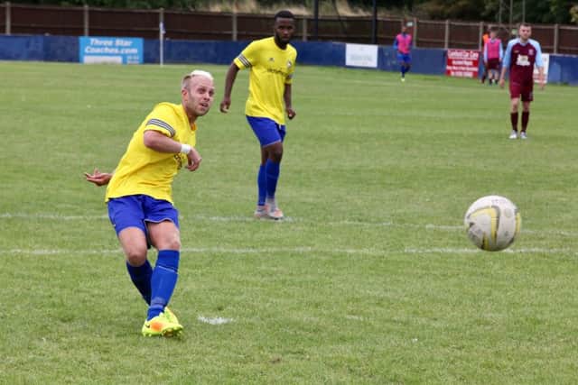 Berko's Dan Jones got The Comrades level against Hoddesdon yesterday (Saturday).