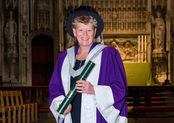 Dr Vivienne Cox